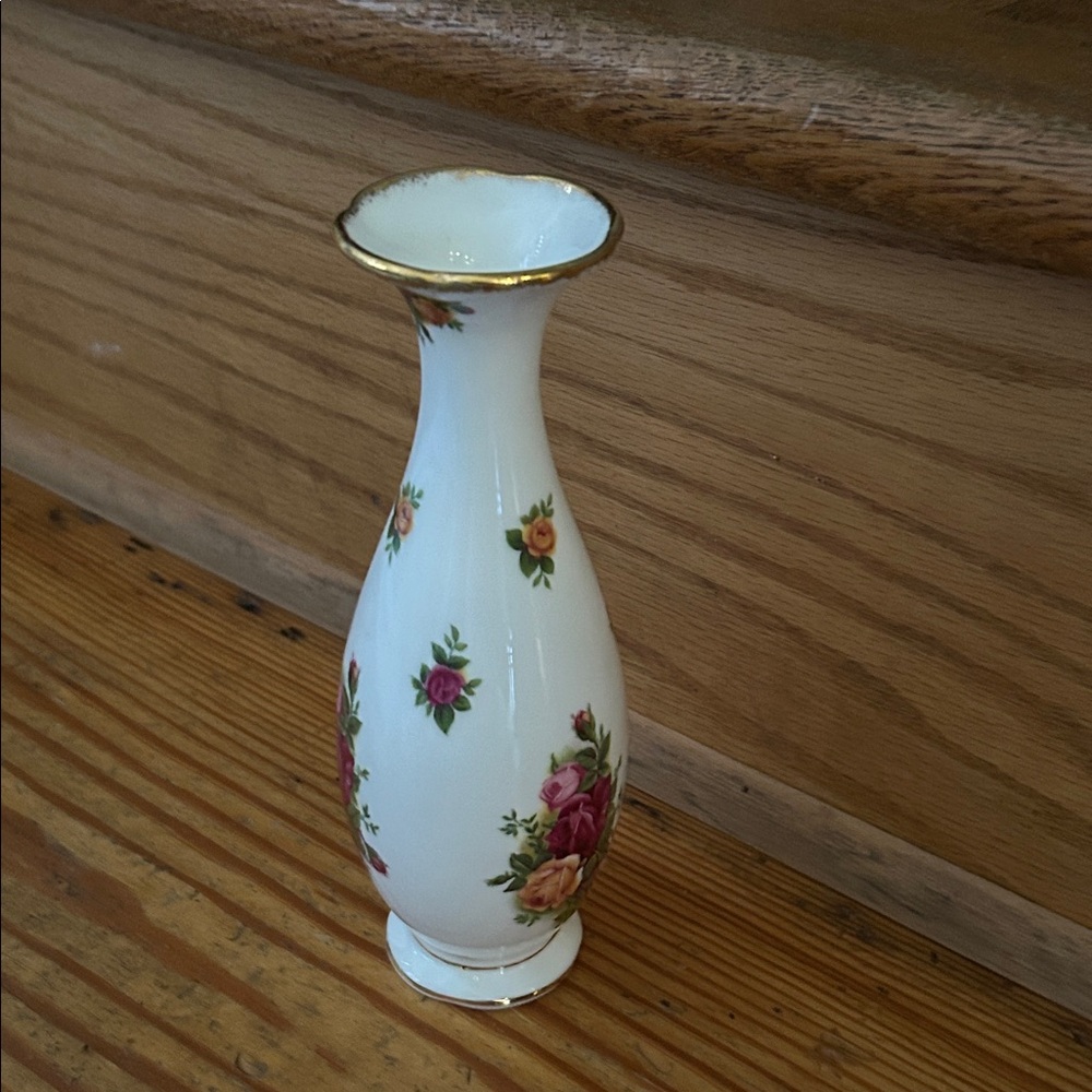 Floral White and Gold Vase